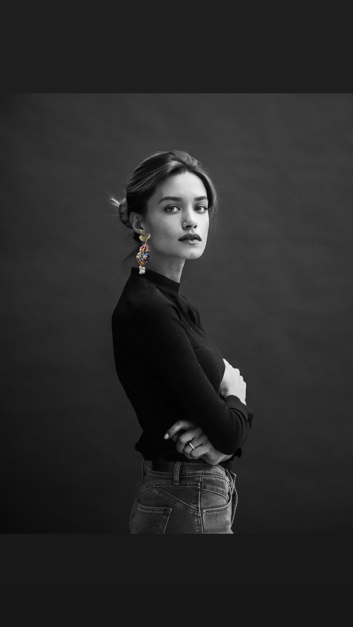 Drop pendientes cerámica corazón de Jesús