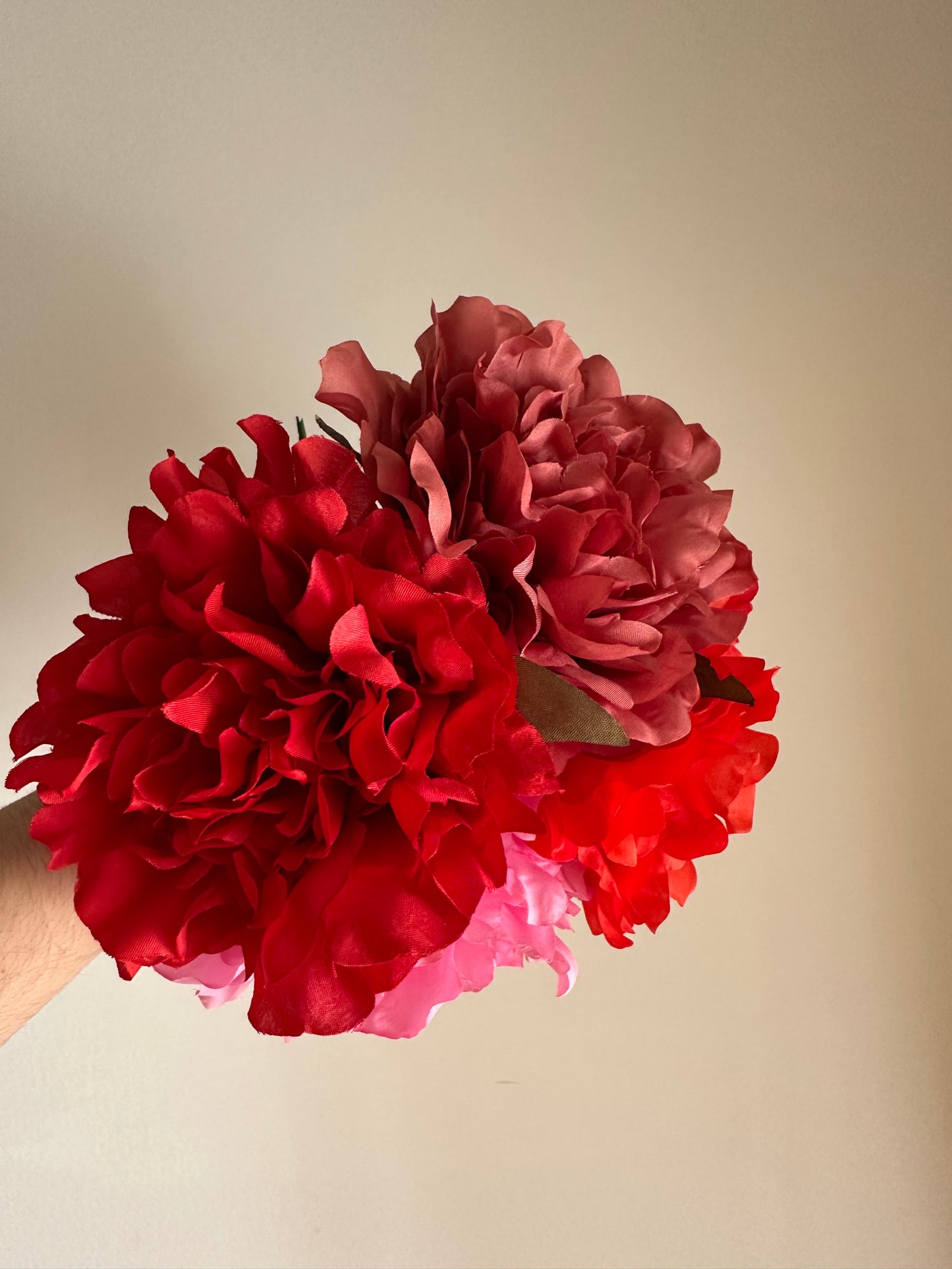 Flor rosa cazuela