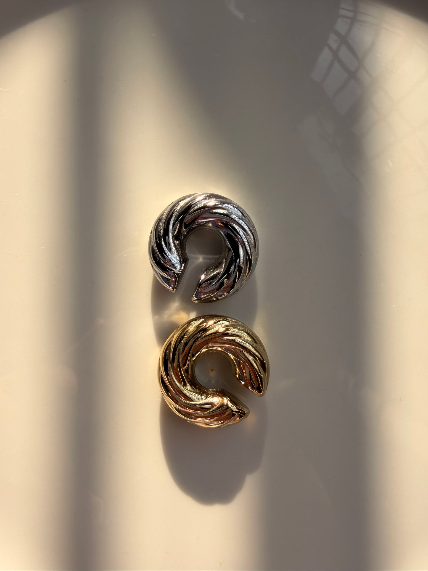 Drop earcuff croisant plata