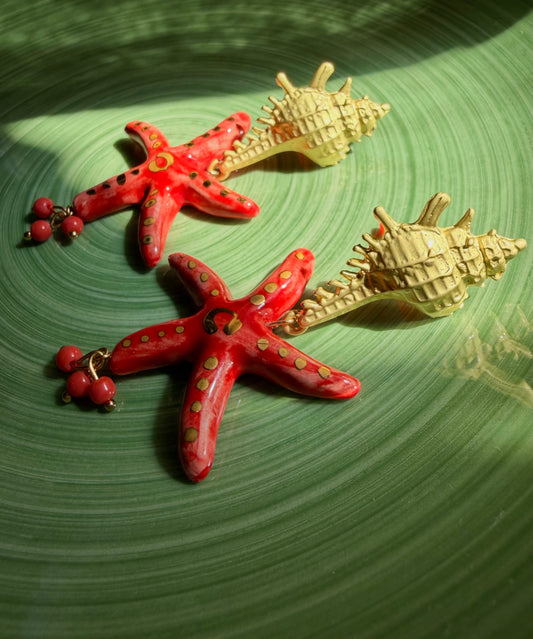 Drop pendientes cerámica estrella rojos