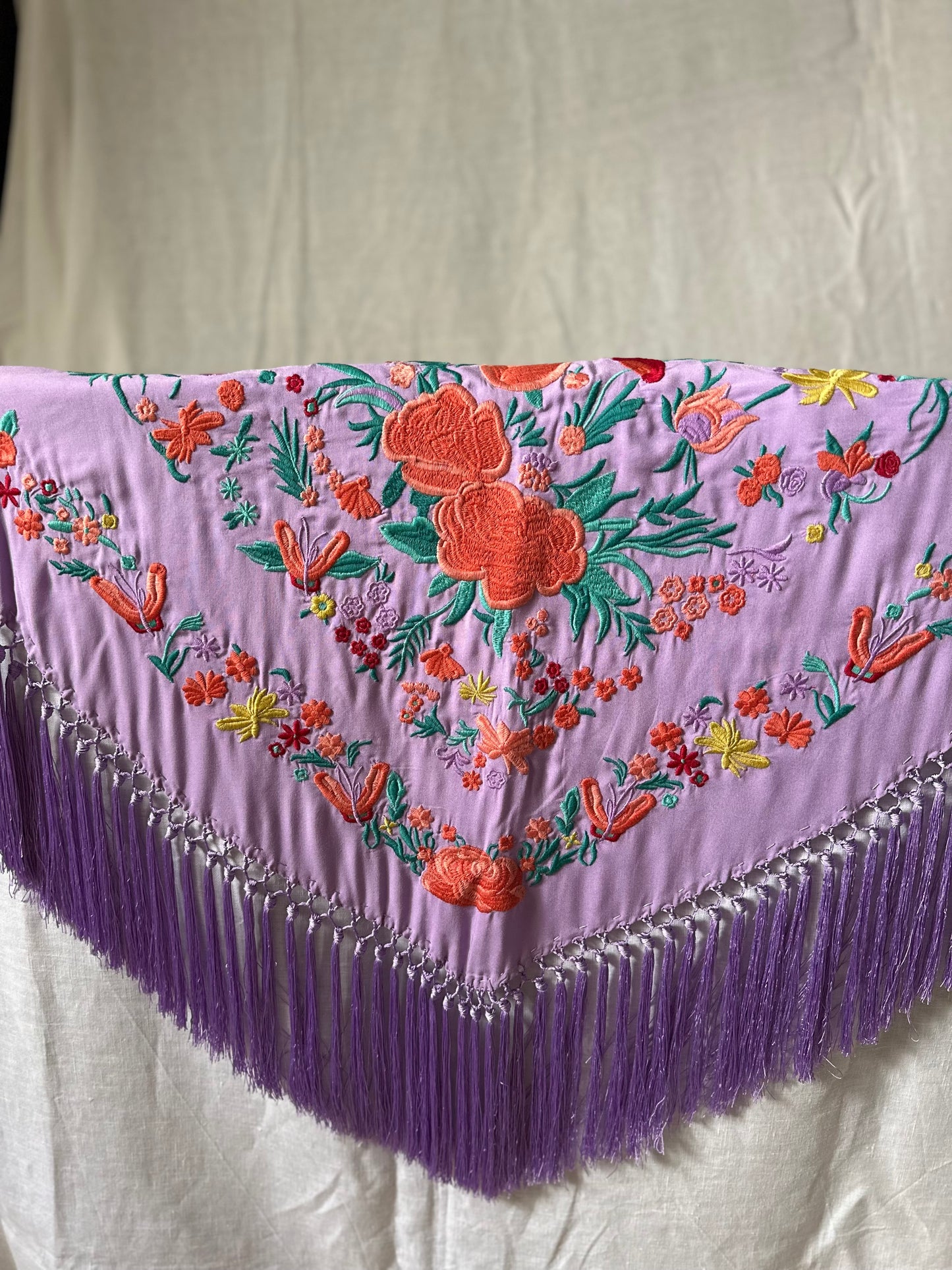 Mantón lila