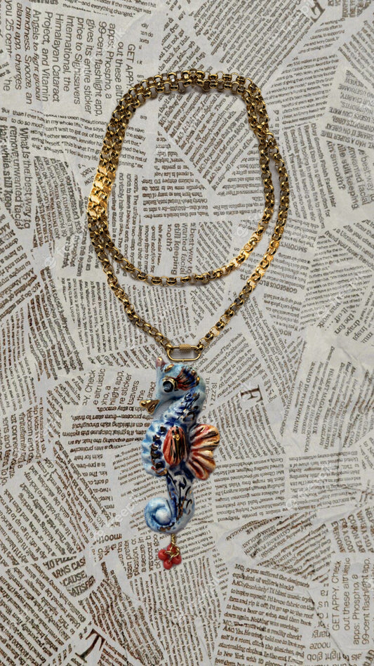 Drop collar cerámica caballito de mar azul