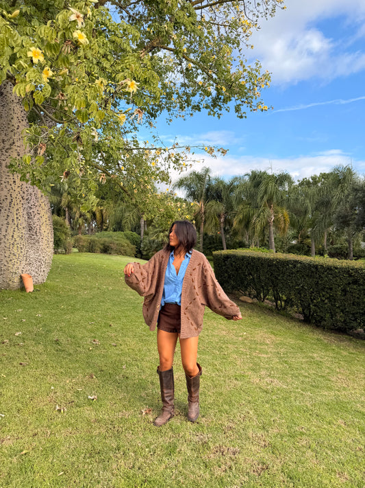 Cárdigan marrón detalle rombo terciopelo 100% lana