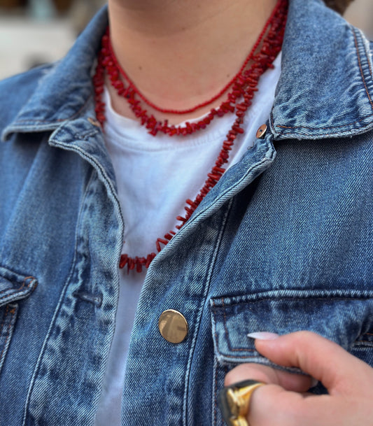 Collar coral rojo
