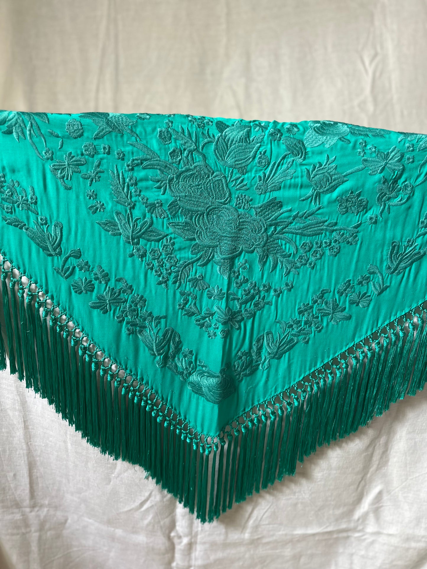 Mantón verdoso
