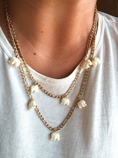 Drop collar cartier elefantes beige