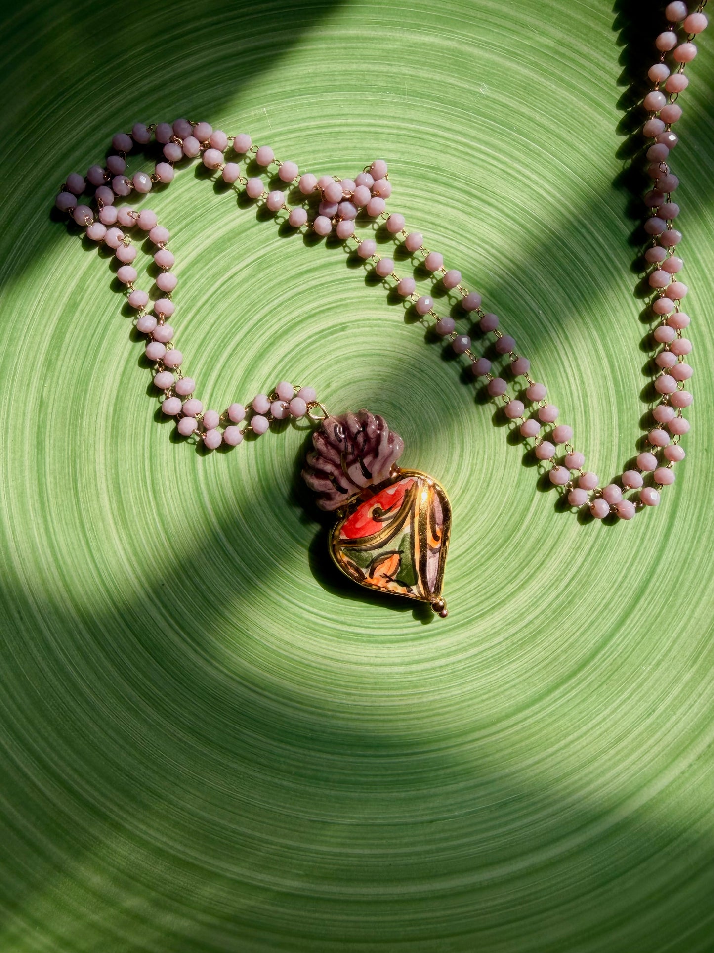 Drop collar cerámica corazón de Jesús