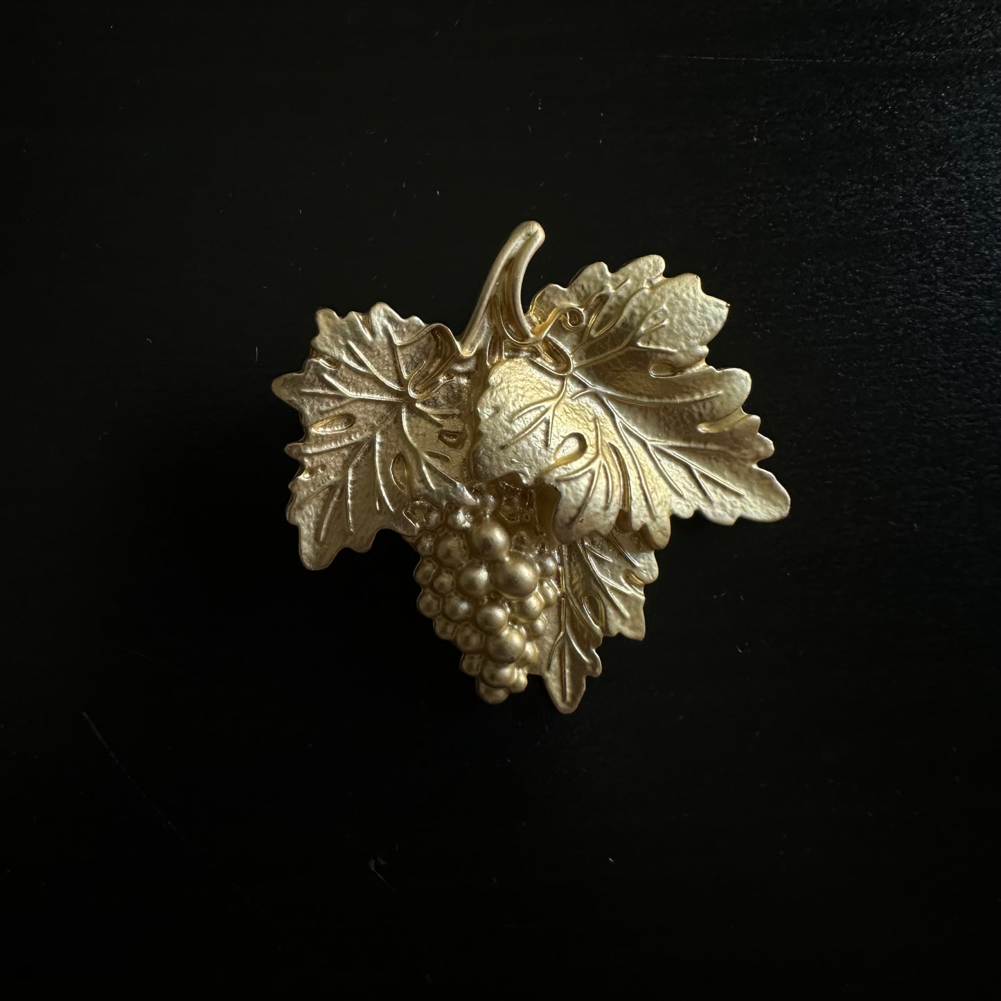 Broche racimo uvas